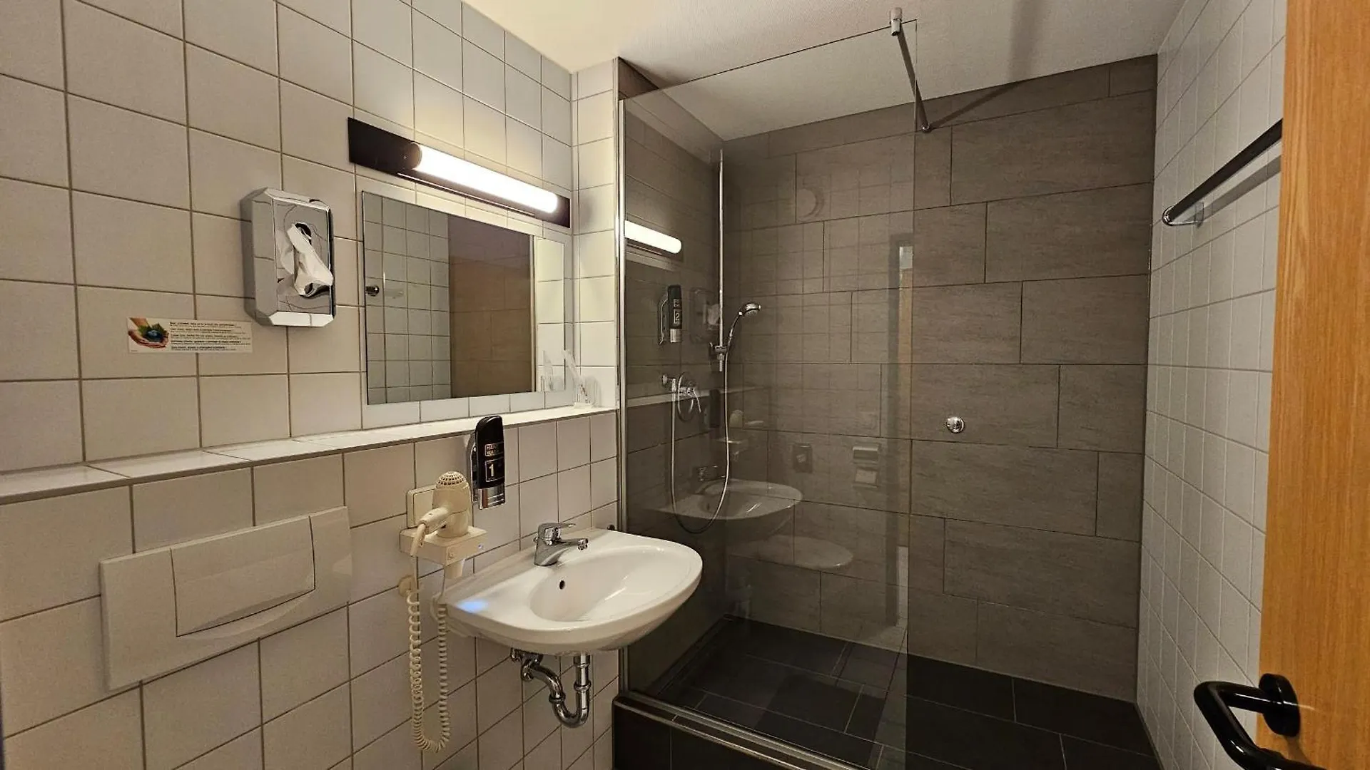 Elha Hotel Stuttgart 3*,